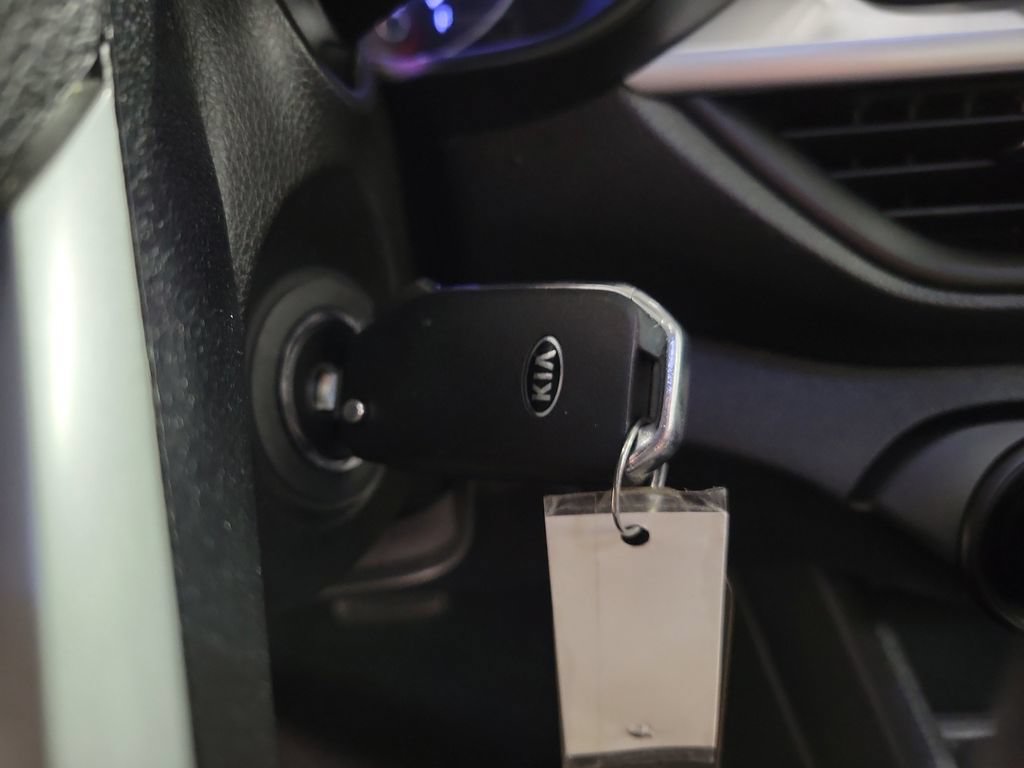 Used 2020 Kia Forte Sedan FWD image 16