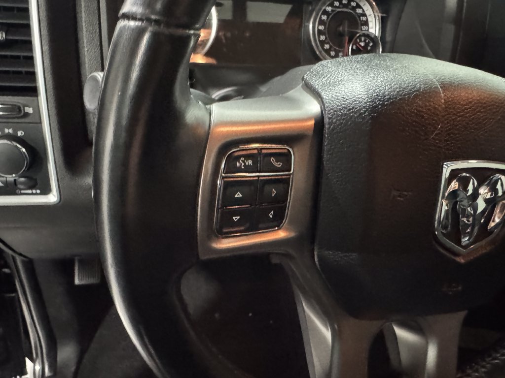 Used 2022 RAM 1500 Warlock AWD/4WD image 5