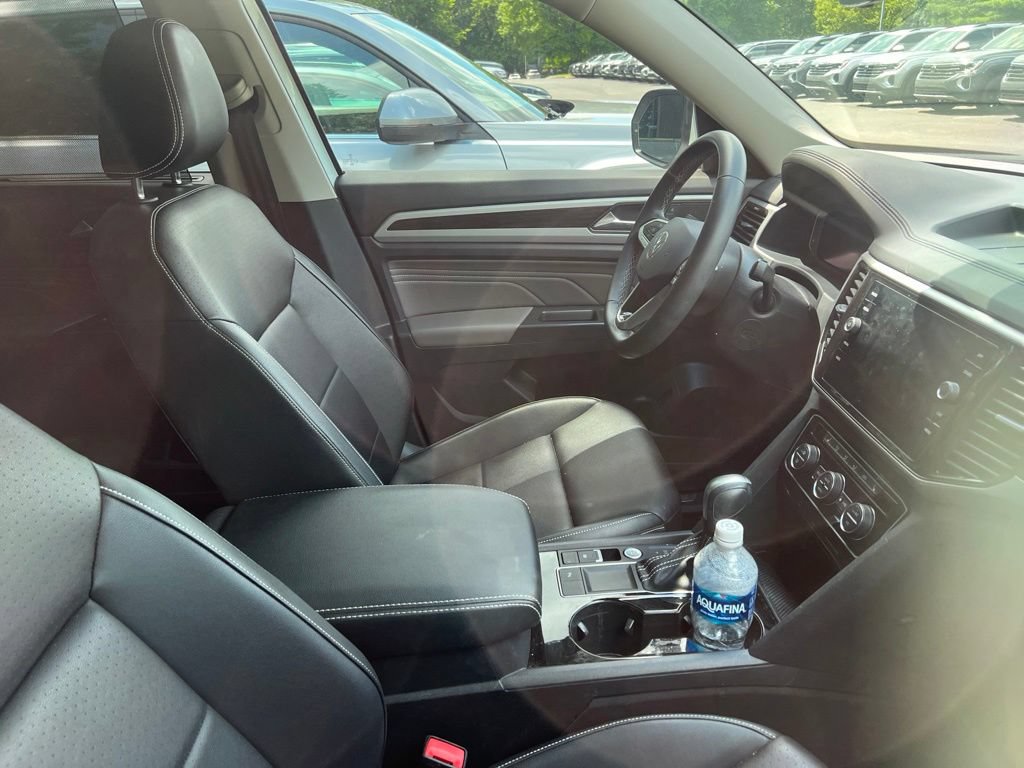 Used 2023 Volkswagen Atlas SE w/ Panoramic Sunroof Package FWD image 8