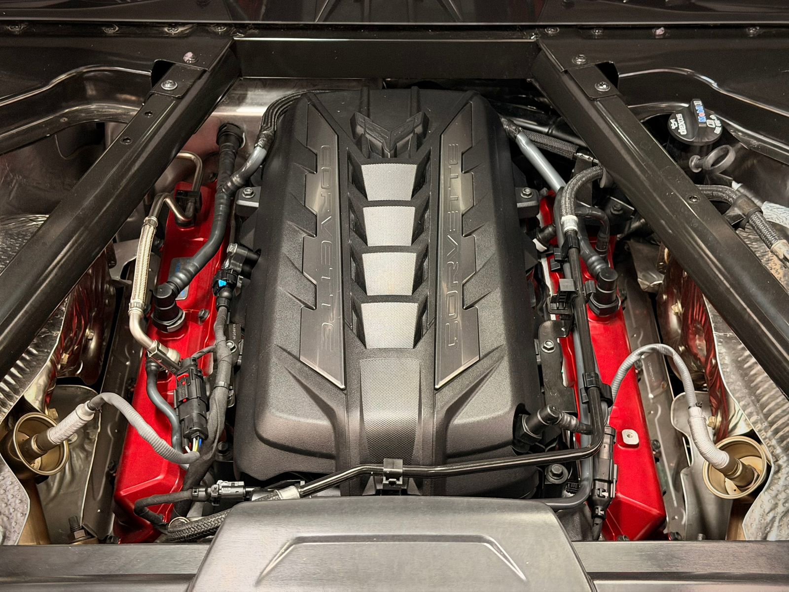 Used 2024 Chevrolet Corvette Stingray Coupe w/ Battery Protection Package RWD image 10