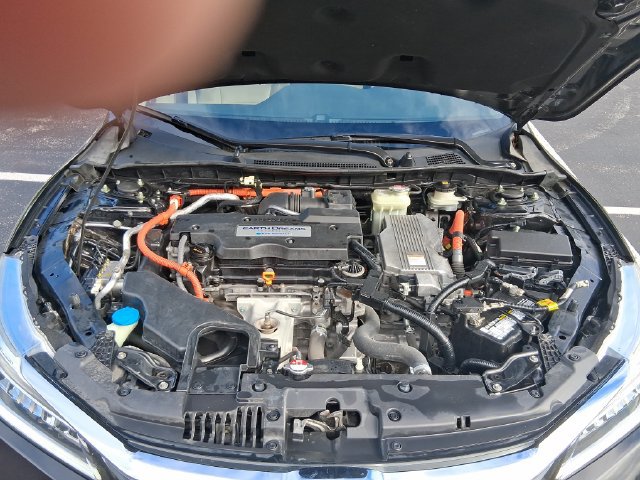 Used 2017 Honda Accord Touring image 10