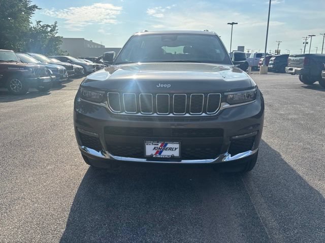 Used 2023 Jeep Grand Cherokee L Limited w/ Trailer Tow Group (B) AWD/4WD image 3