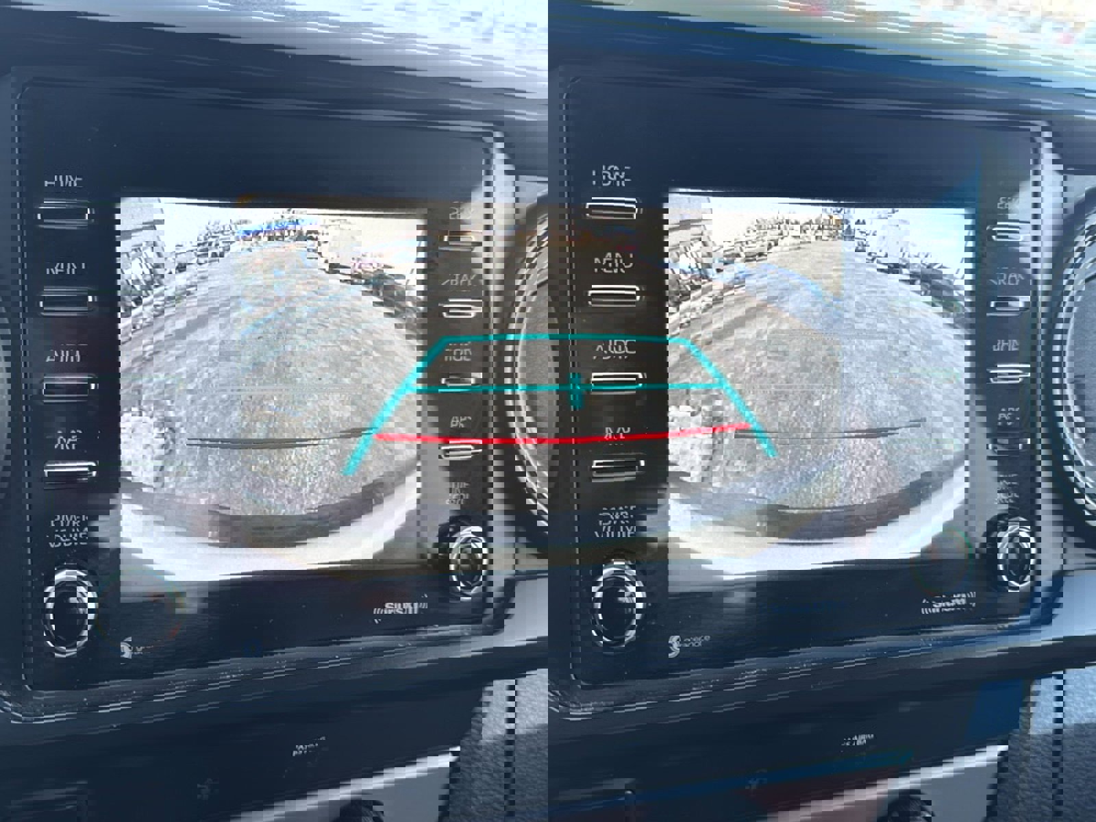 Used 2020 Toyota Tacoma SR image 28