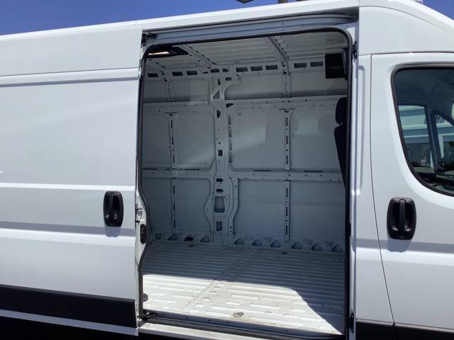 Used 2026 RAM ProMaster 2500 w/ Convenience Group FWD image 26