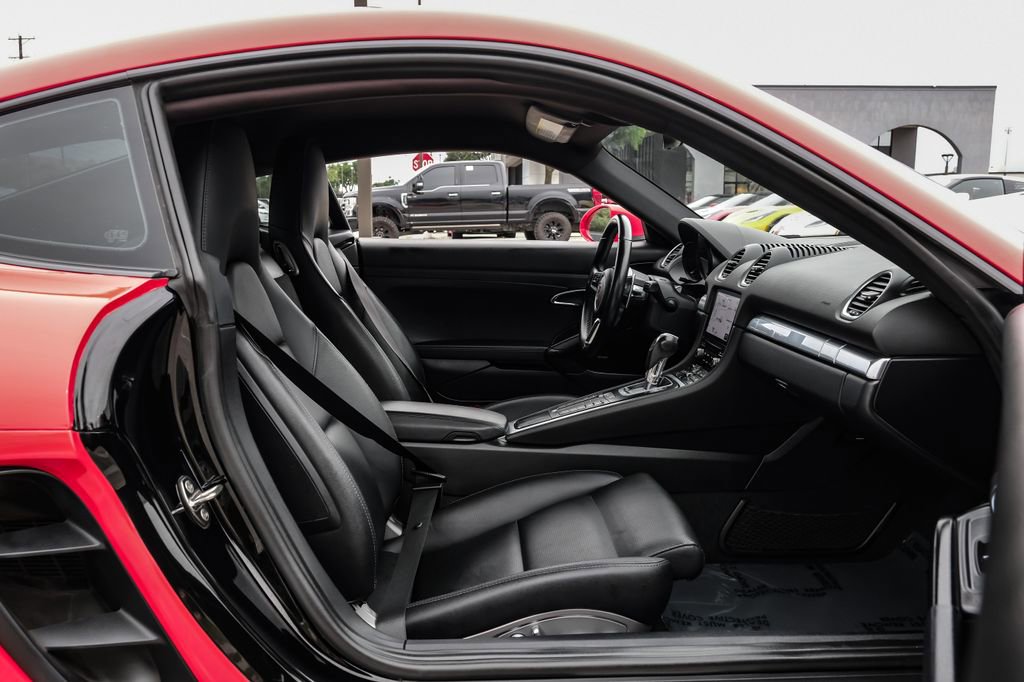 Used 2017 Porsche 718 Cayman S RWD image 34