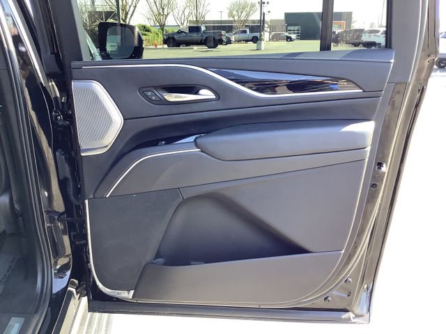 Used 2022 Cadillac Escalade ESV Sport w/ Touring Package image 40