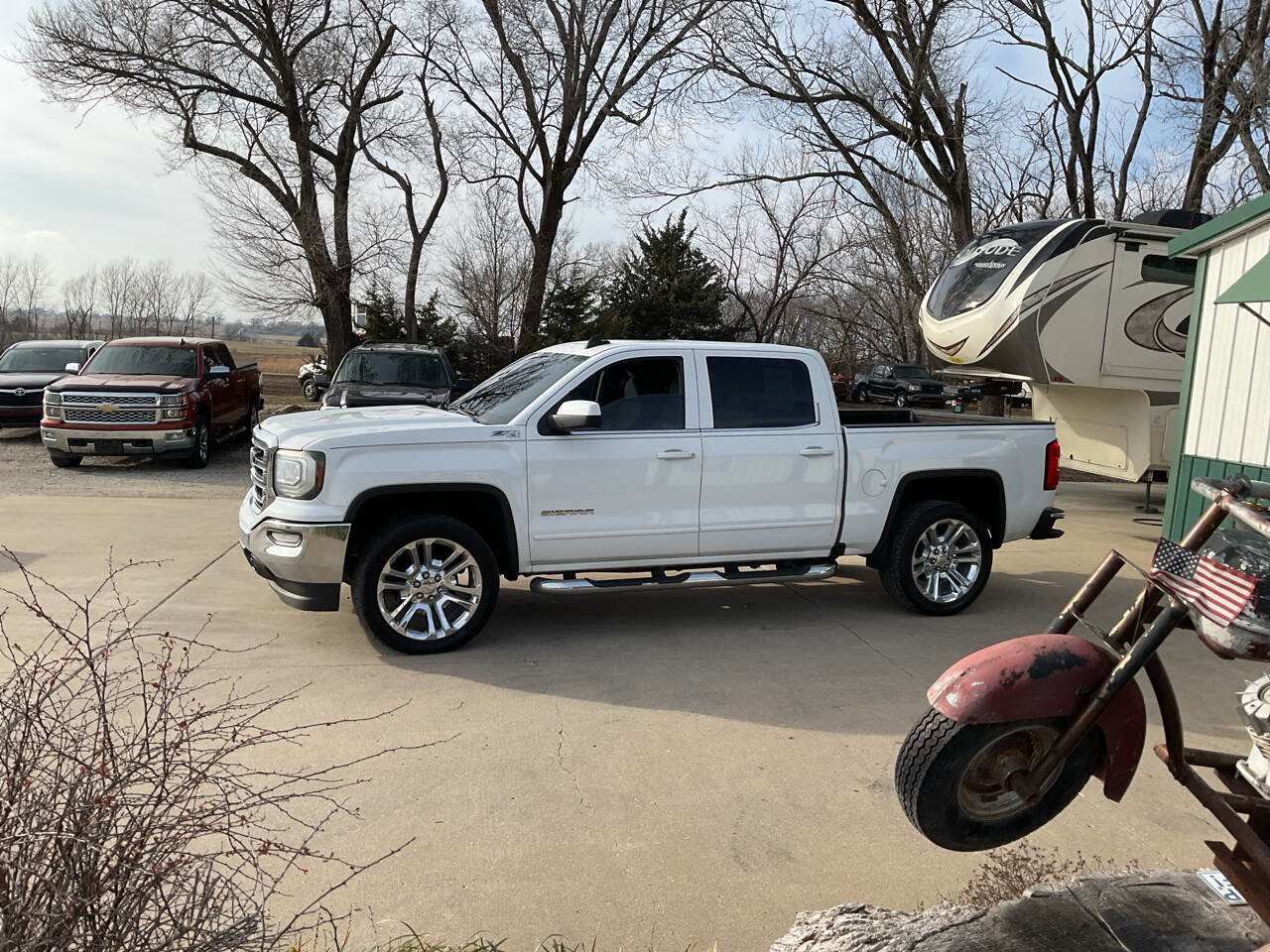 Used 2016 GMC Sierra 1500 SLE w/ SLE Value Package image 6