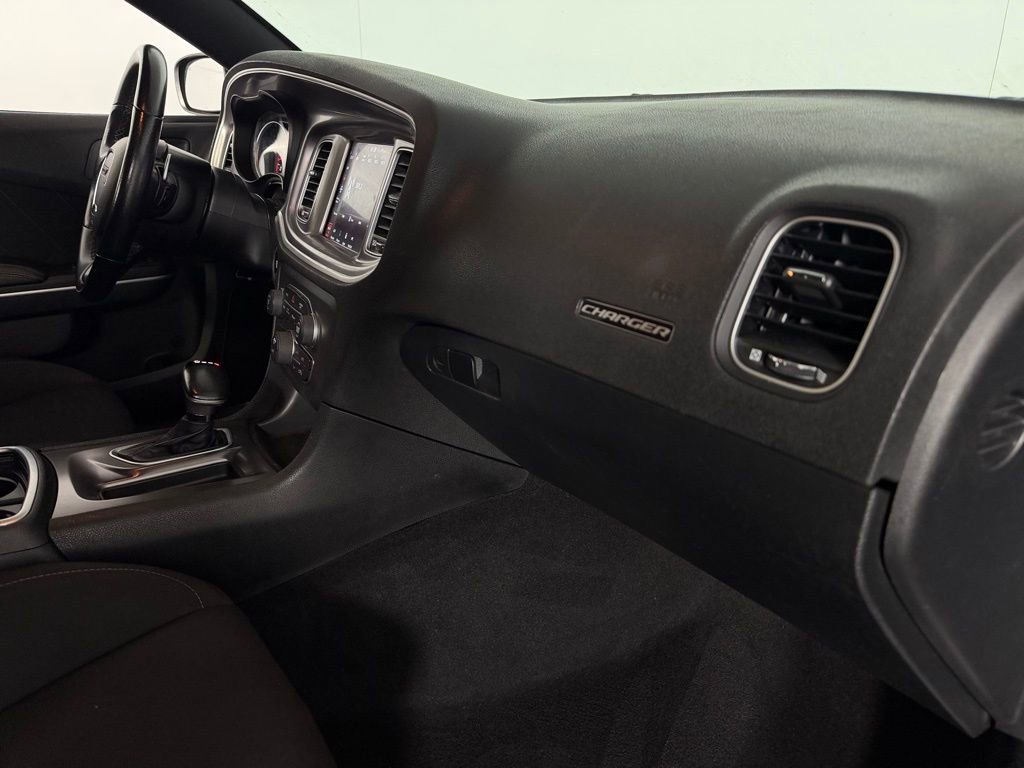 Used 2022 Dodge Charger R/T image 31