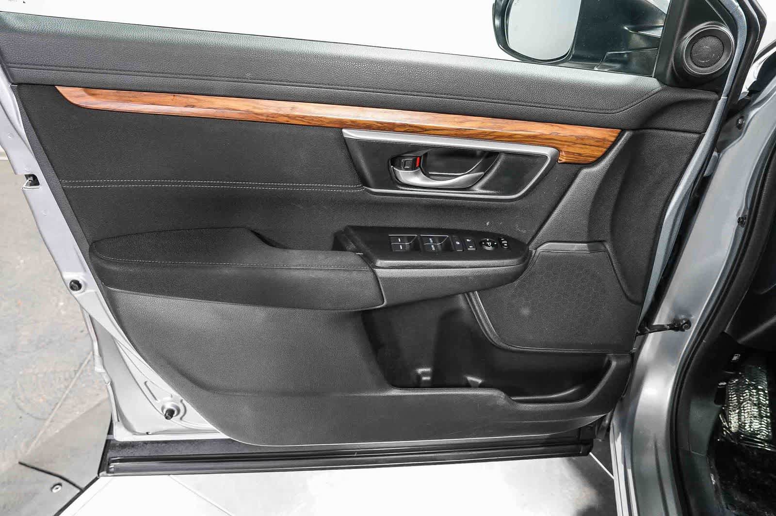 Used 2020 Honda CR-V EX image 22