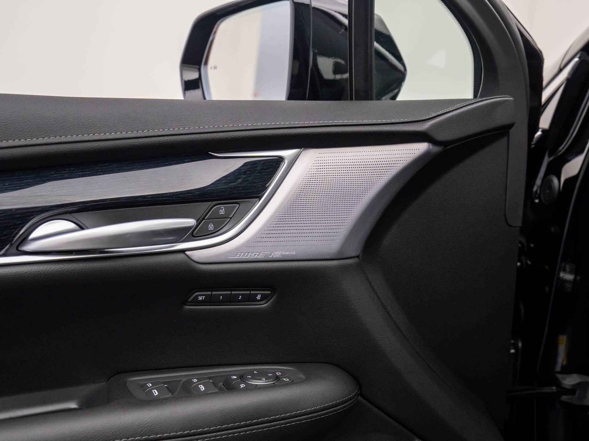 New 2025 Cadillac XT5 Premium Luxury w/ Technology Package image 17