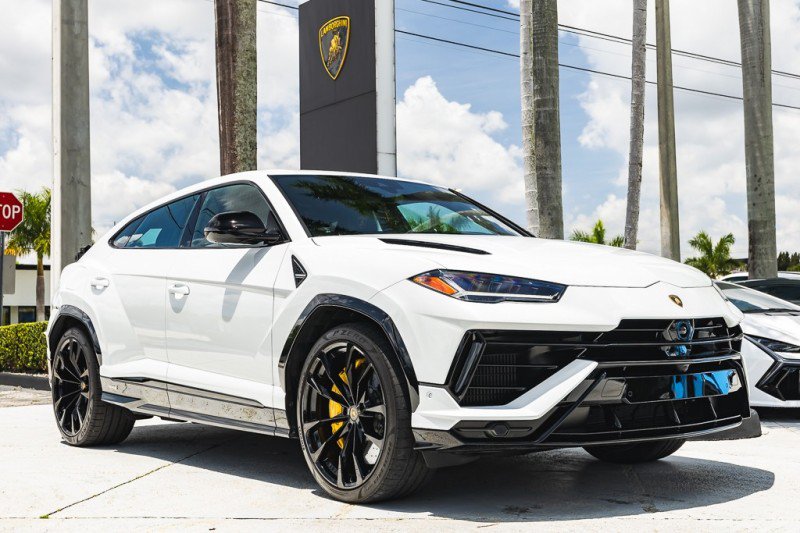 Used 2024 Lamborghini Urus S AWD/4WD image 9