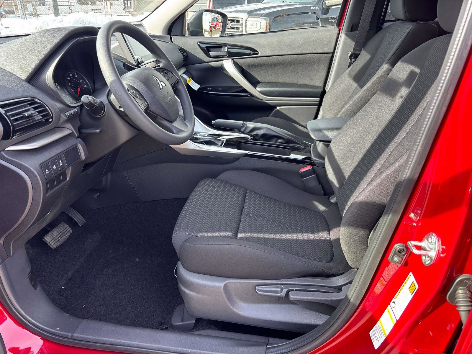 New 2026 Mitsubishi Eclipse Cross LE image 8