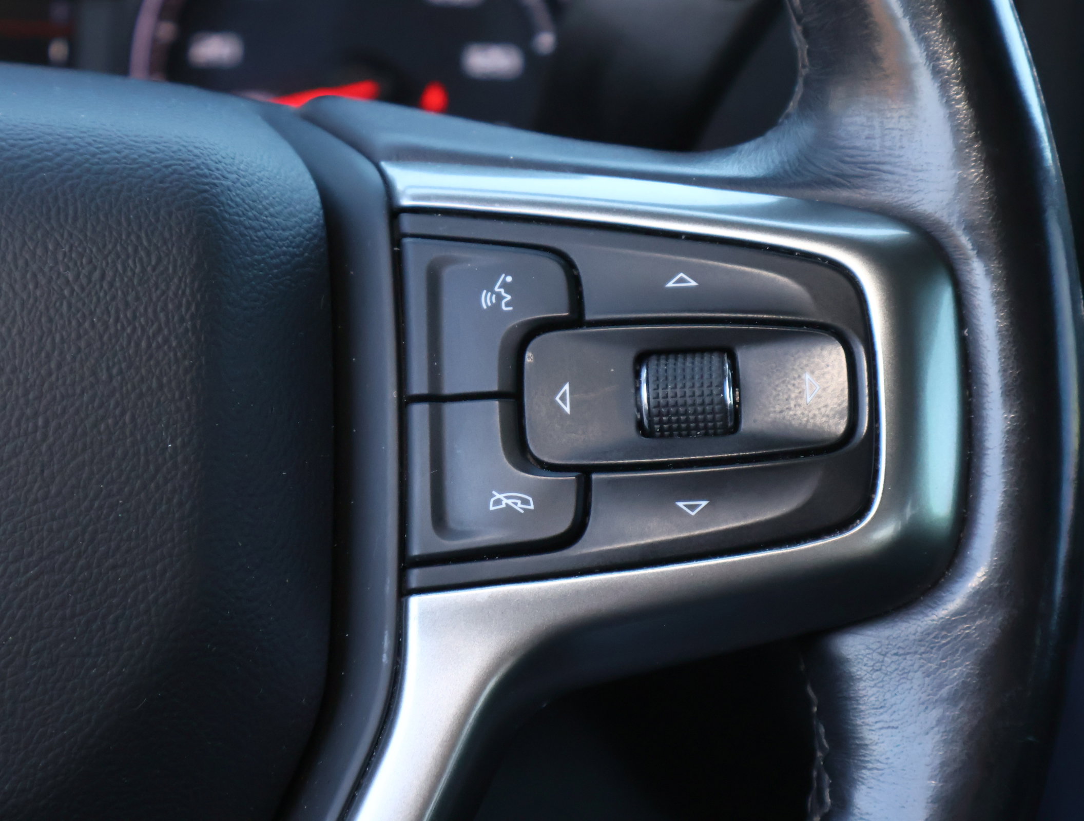 Used 2022 Chevrolet Silverado 1500 LT Trail Boss w/ LT Trail Boss Premium Package AWD/4WD image 16