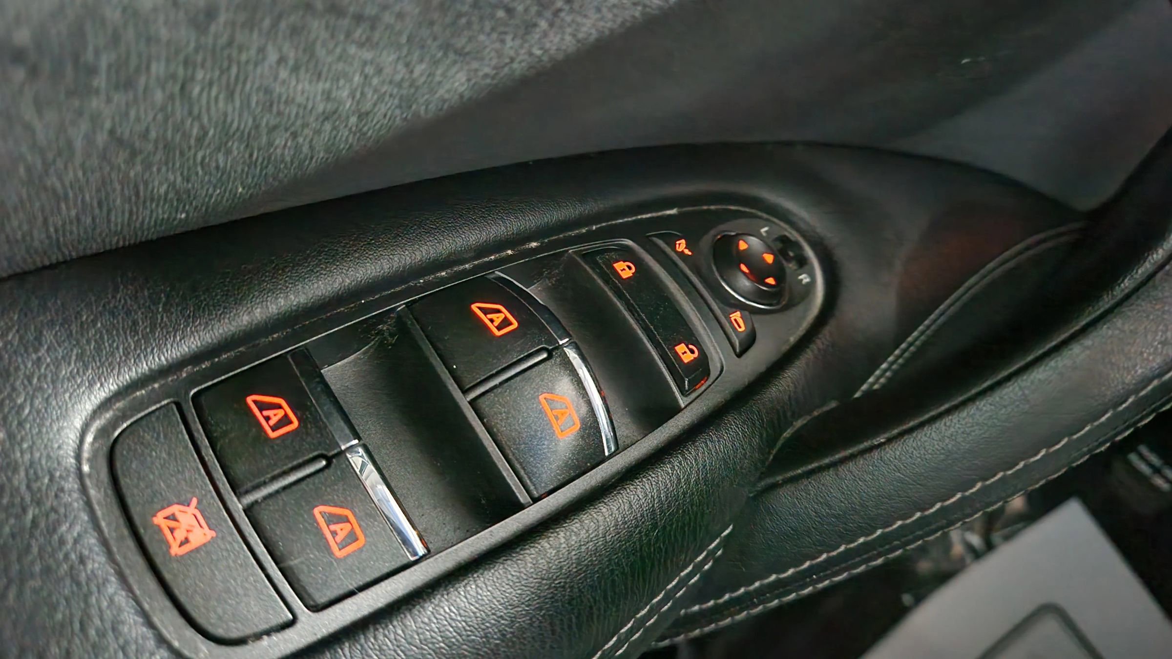 Used 2018 Nissan Armada SV w/ Driver Package image 39