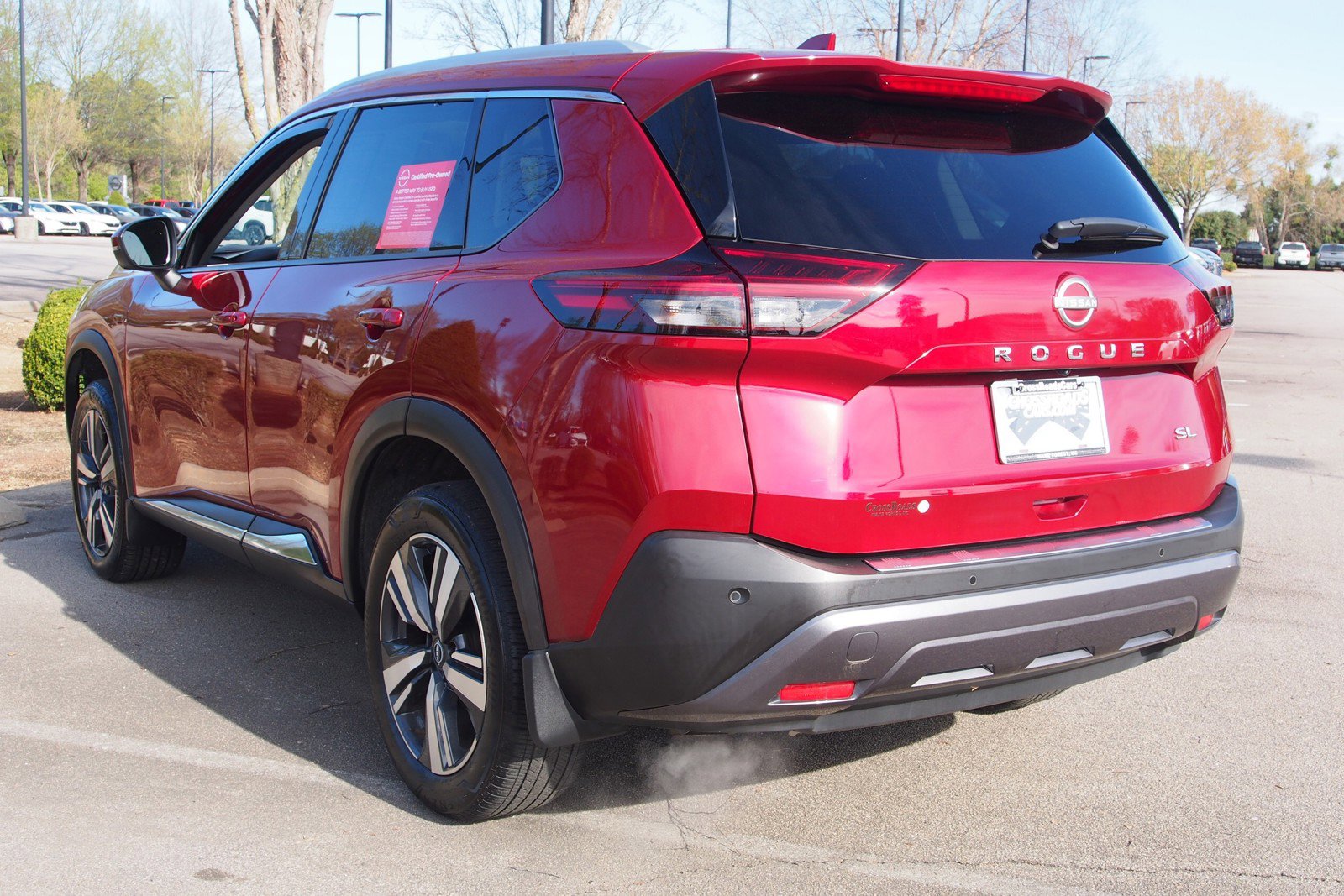 Used 2023 Nissan Rogue SL FWD image 5