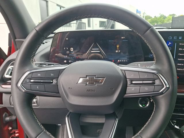 Used 2025 Chevrolet Traverse Z71 AWD/4WD image 19