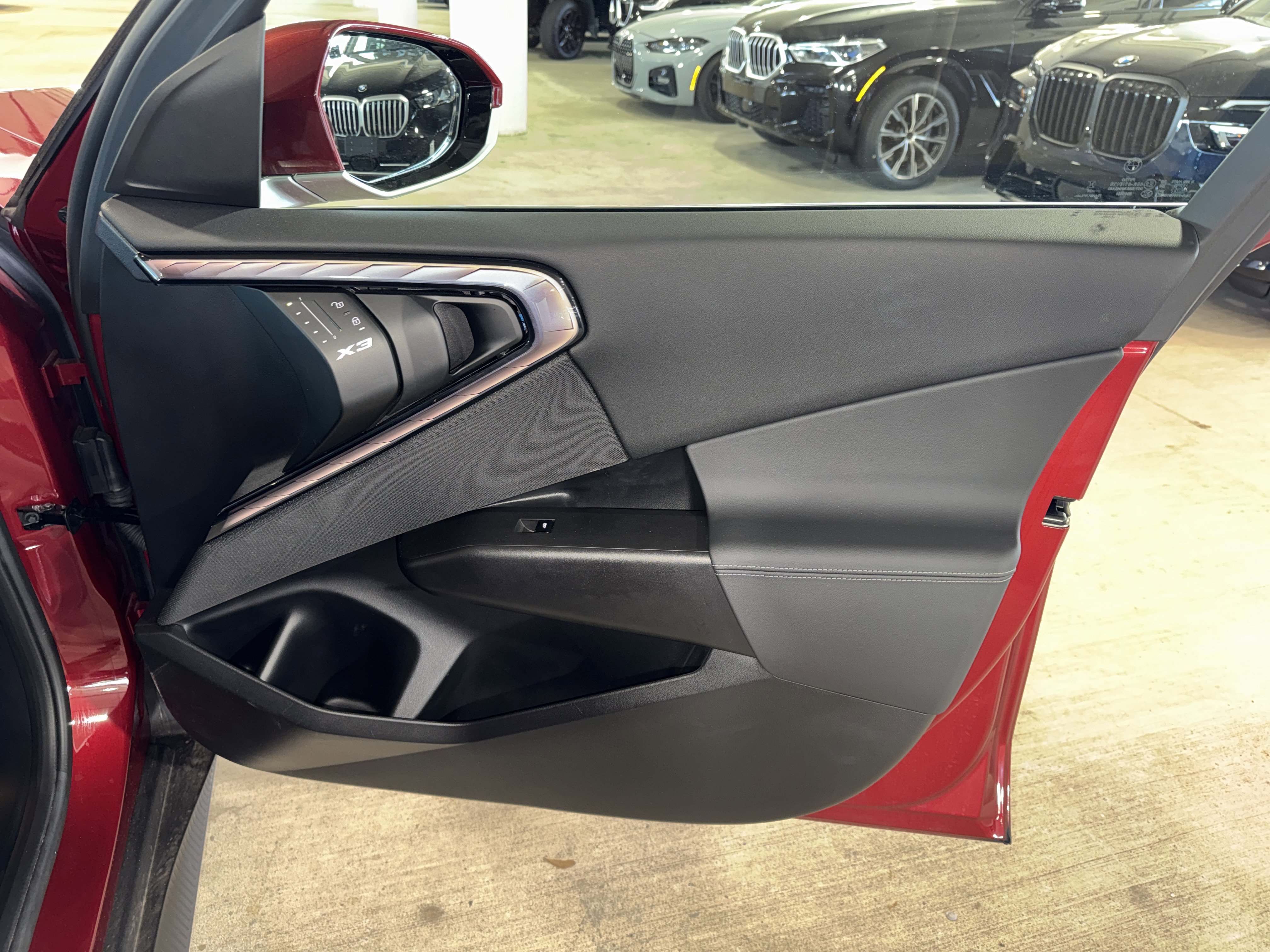 Certified 2025 BMW X3 xDrive30i image 9