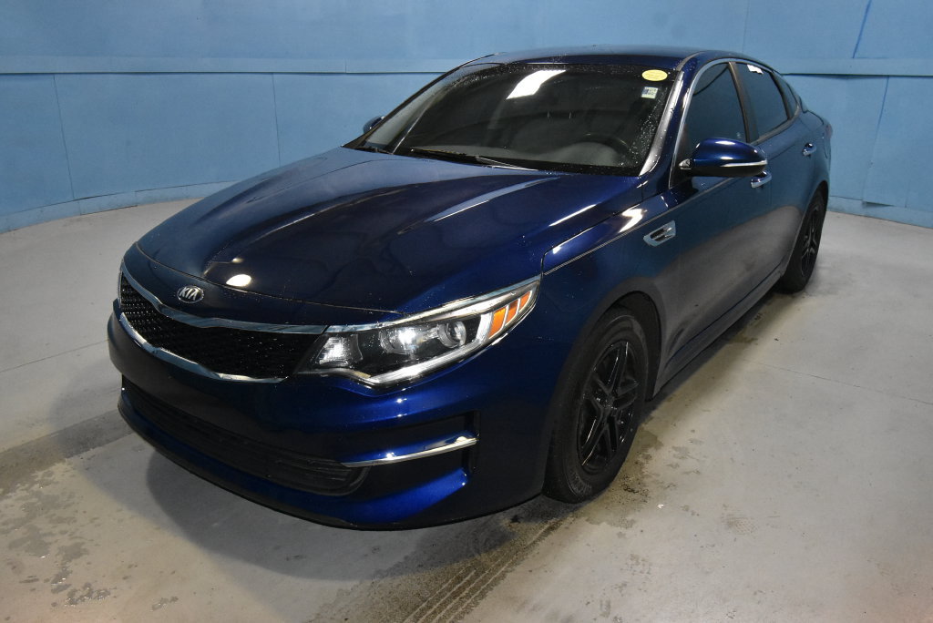 Used 2017 Kia Optima LX w/ Driver Convenience Package FWD image 23