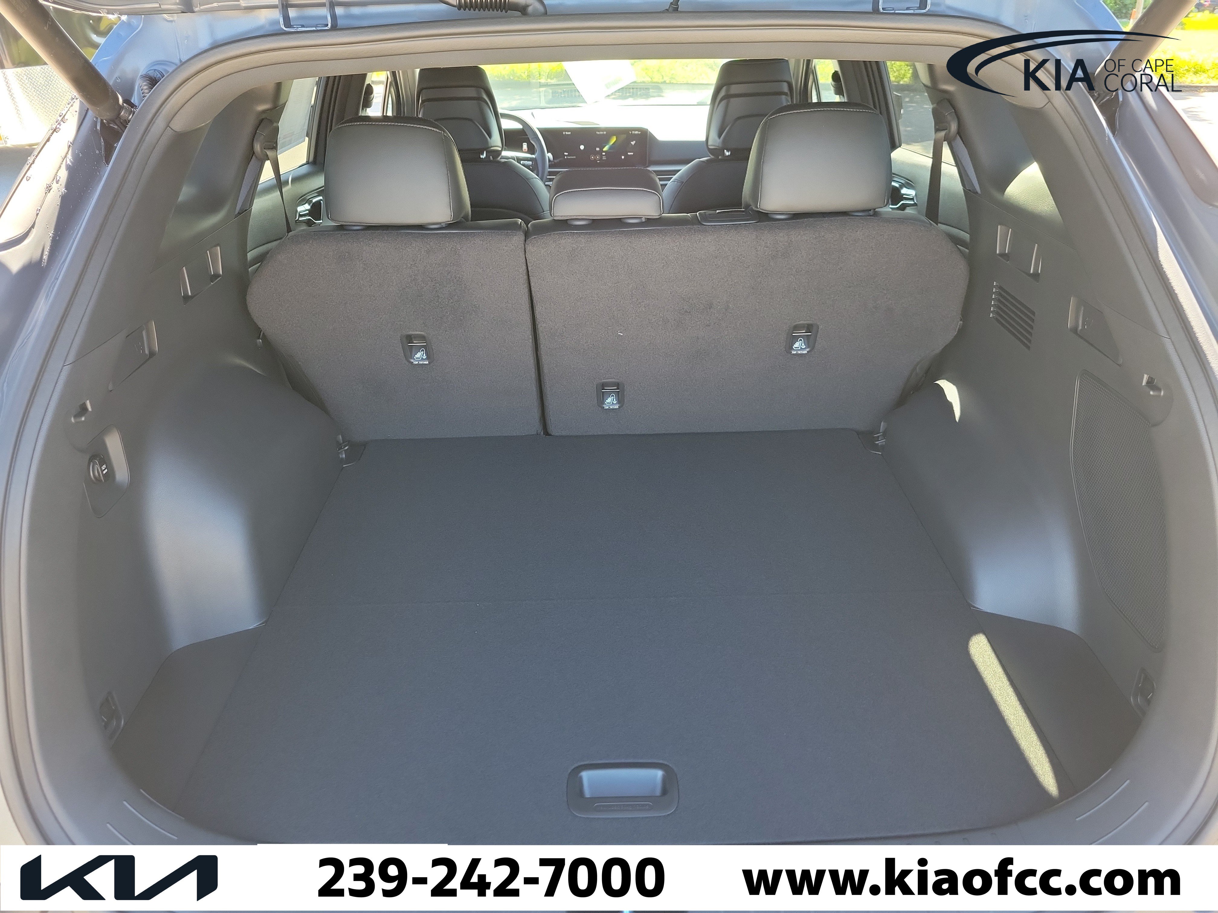 New 2027 Kia Sportage X-Line w/ X-Line Technology Package AWD/4WD image 11