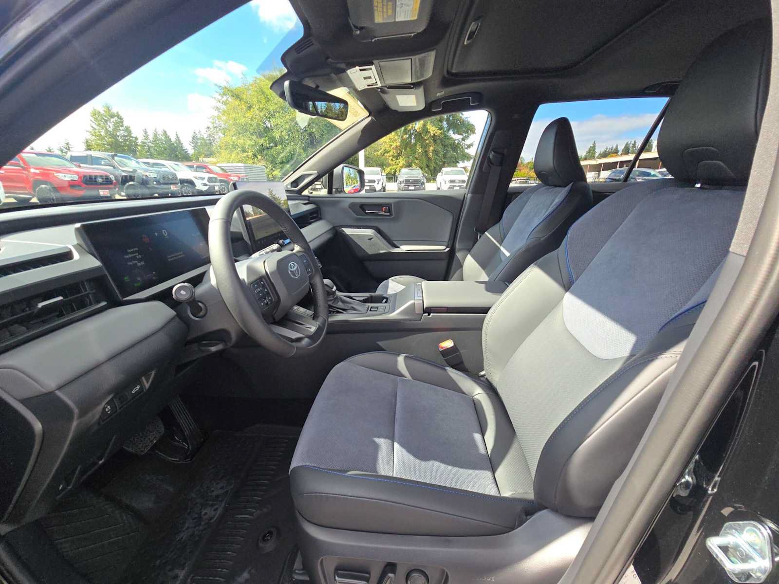 Certified 2026 Toyota RAV4 XSE w/ Weather Package AWD/4WD image 21