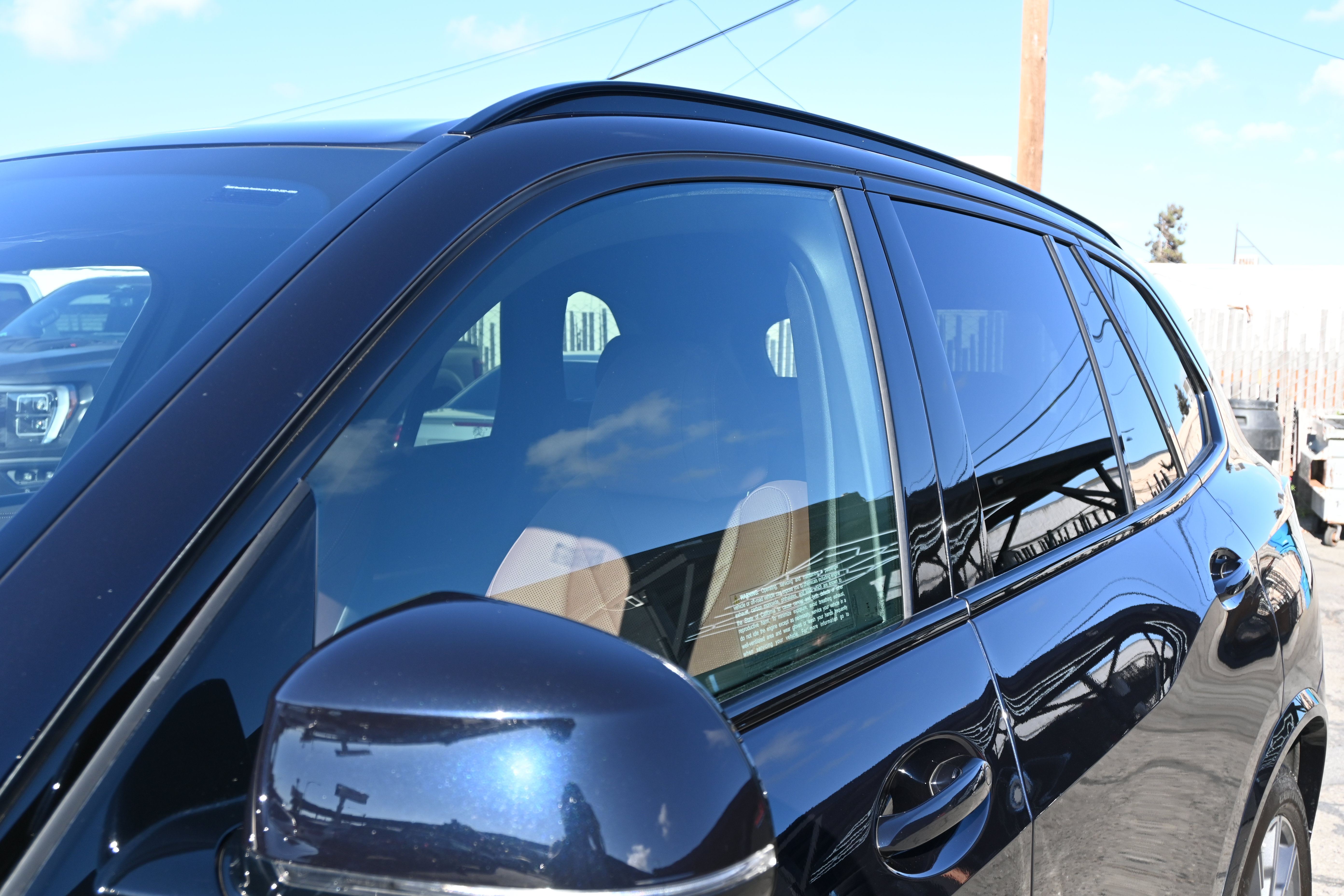 Used 2024 BMW X5 xDrive50e w/ M Sport Package AWD/4WD image 38