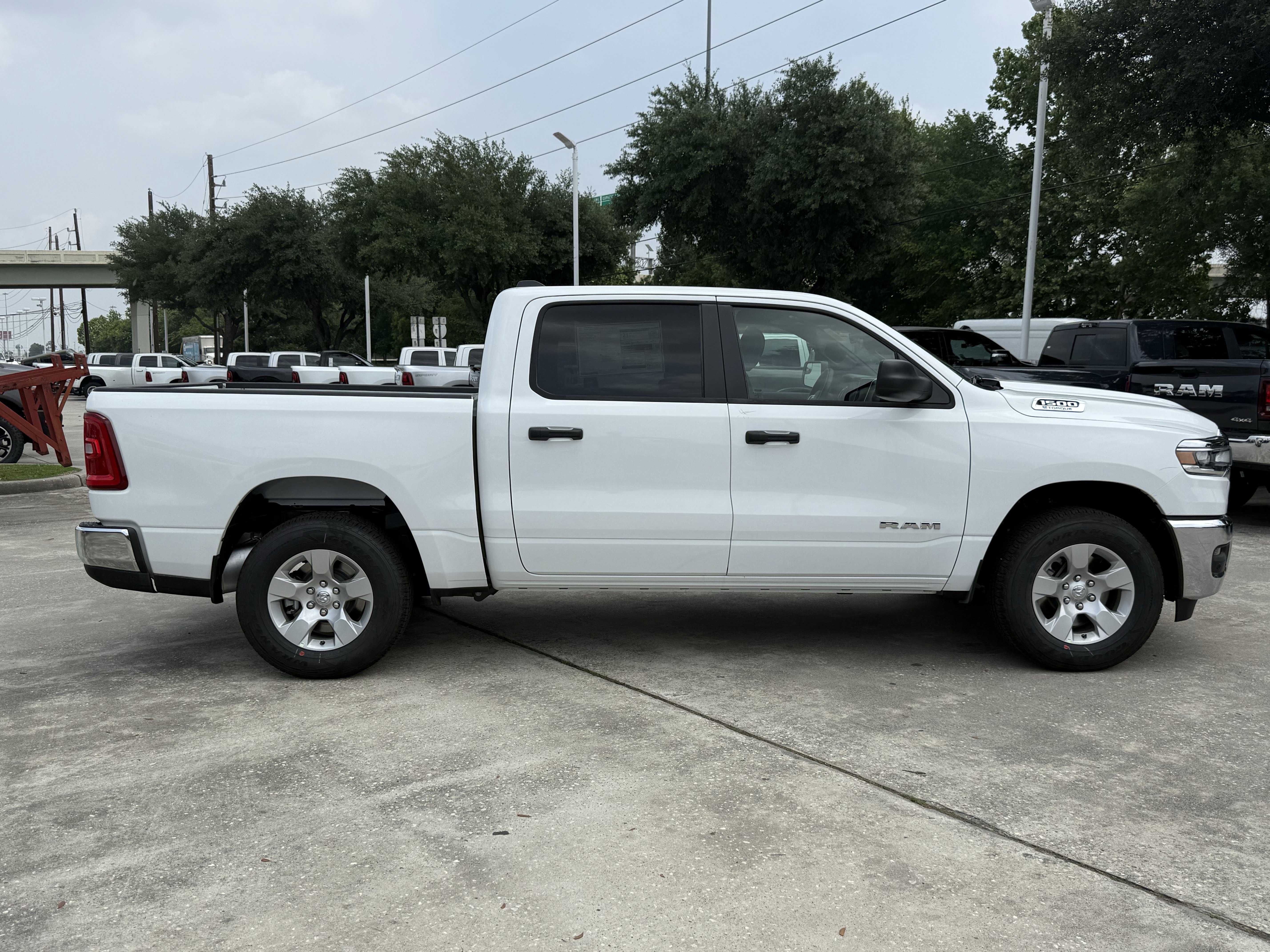 New 2026 RAM 1500 Lone Star AWD/4WD image 3