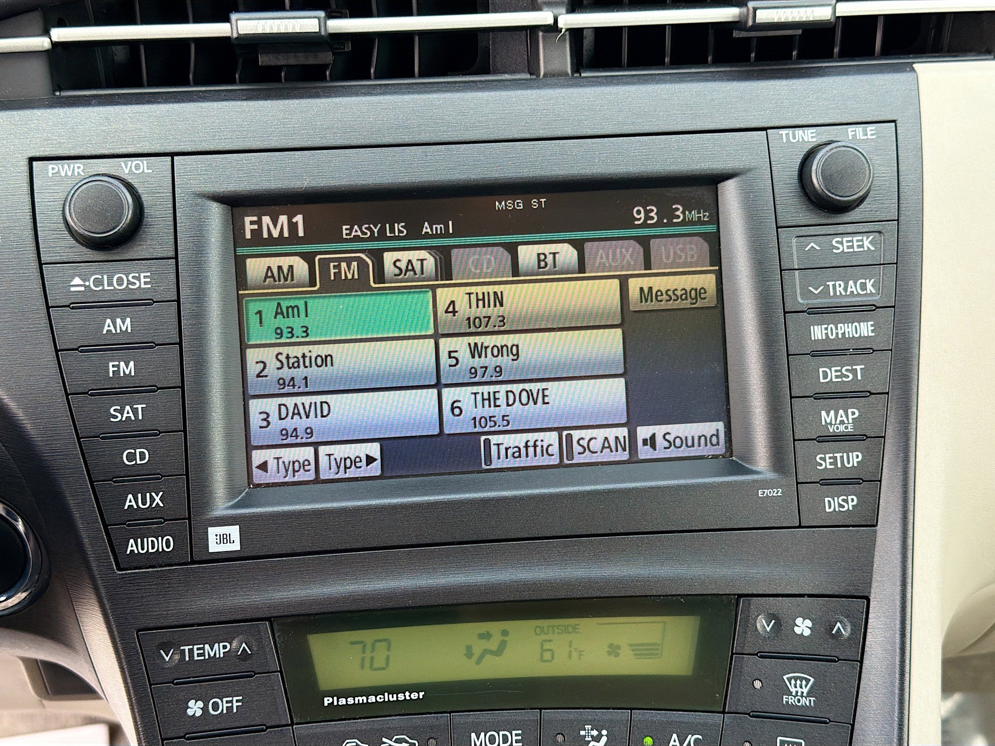 Used 2011 Toyota Prius Five image 28