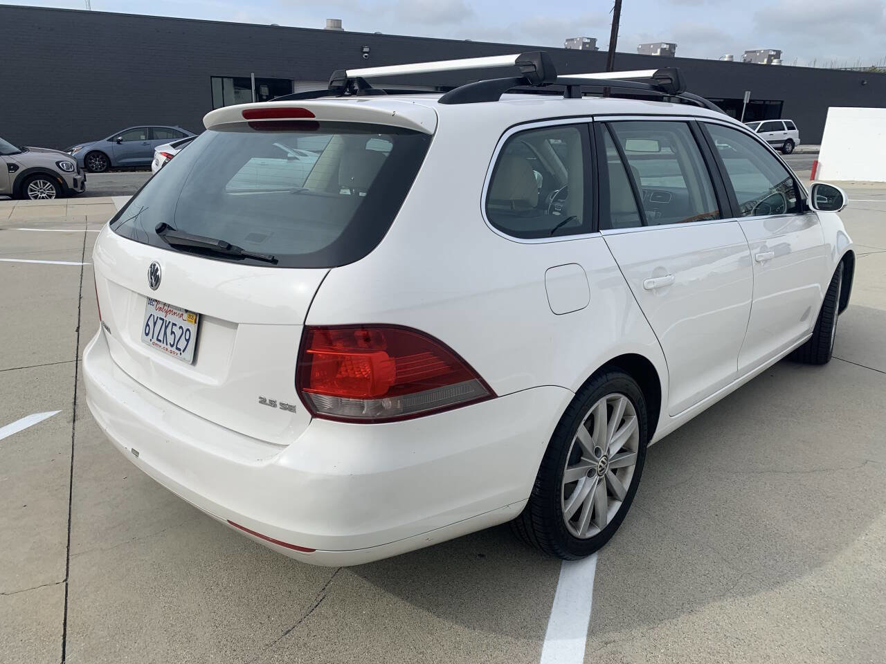 Used 2013 Volkswagen Jetta SE FWD image 6