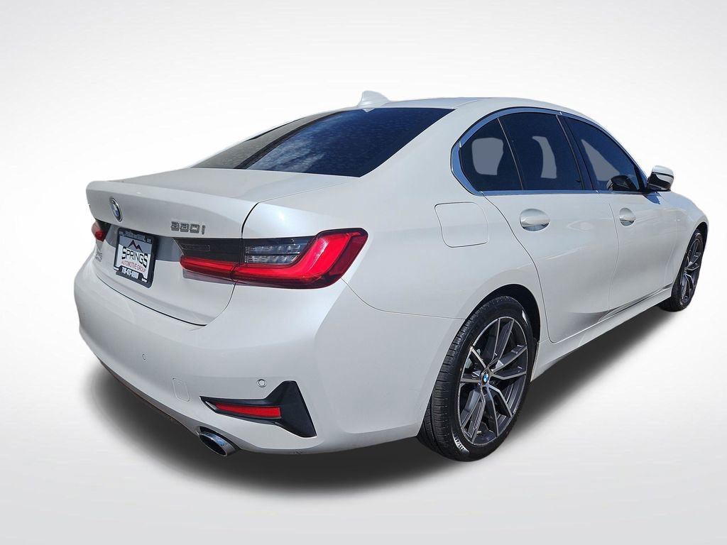 Used 2021 BMW 330i xDrive Sedan w/ Convenience Package AWD/4WD image 5