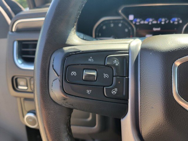 Used 2021 GMC Yukon XL SLT w/ SLT Premium Package image 18