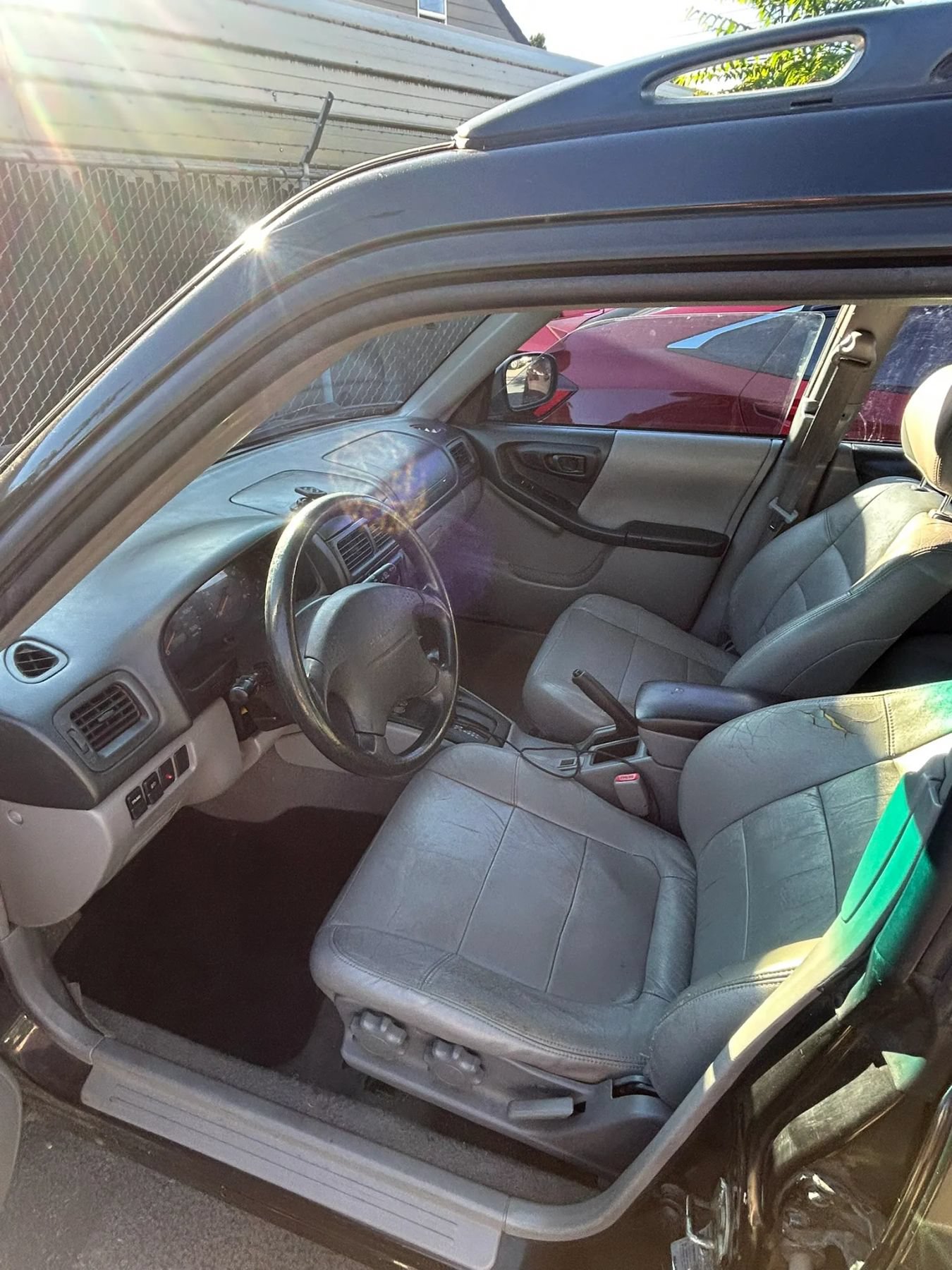 Used 1998 Subaru Forester S AWD/4WD image 4