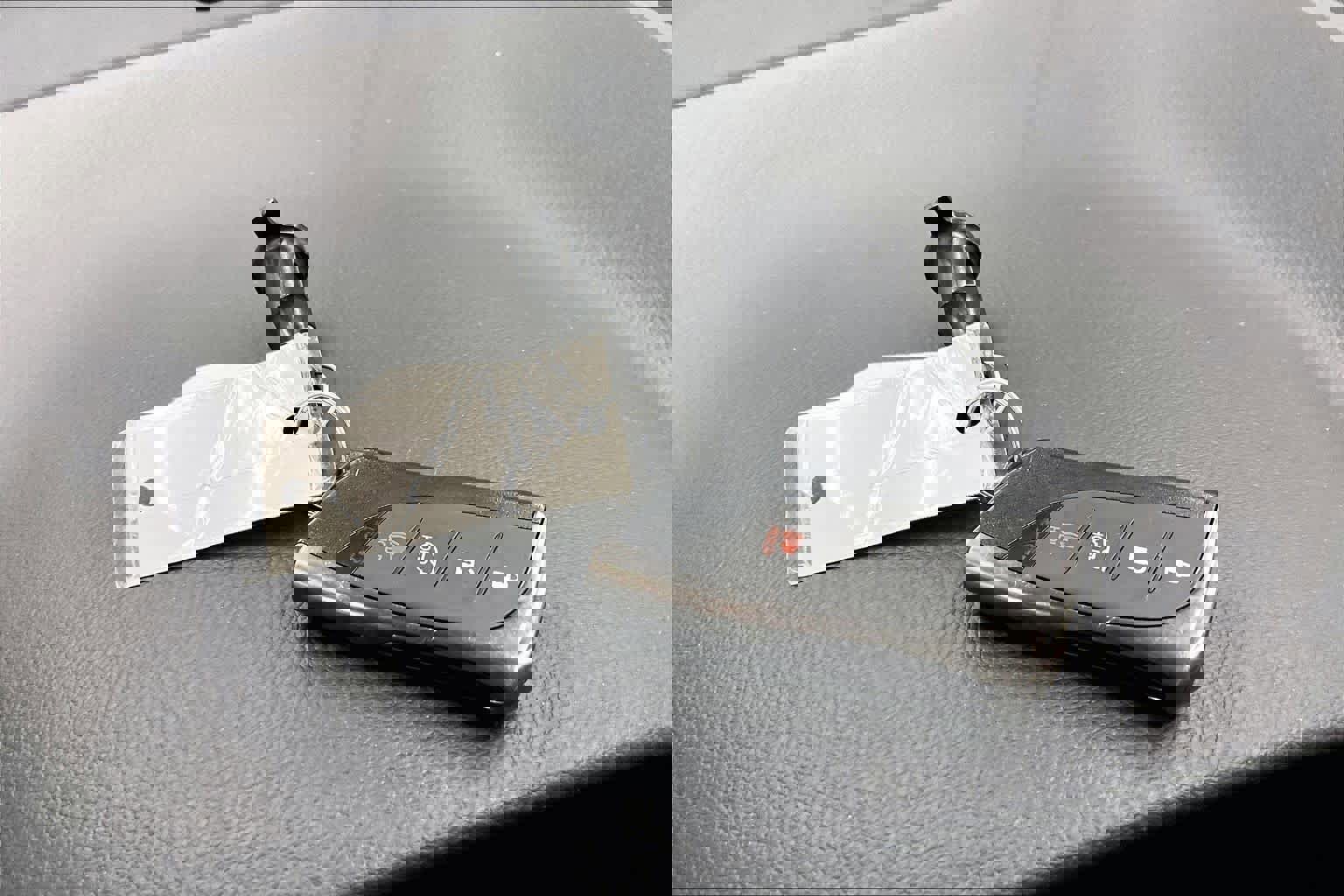 Used 2023 Lexus GX 460 Premium w/ Accessory Package image 15