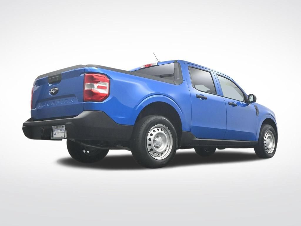 Used 2025 Ford Maverick XL w/ Equipment Group 102A AWD/4WD image 39