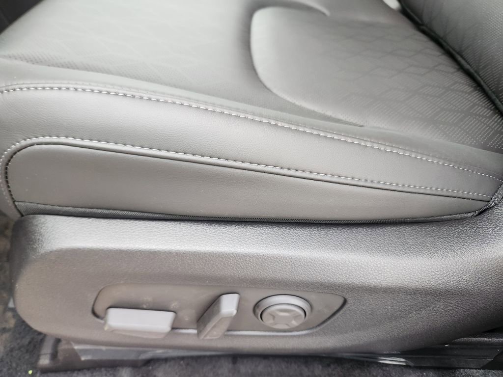 New 2026 Kia Carnival LXS image 9