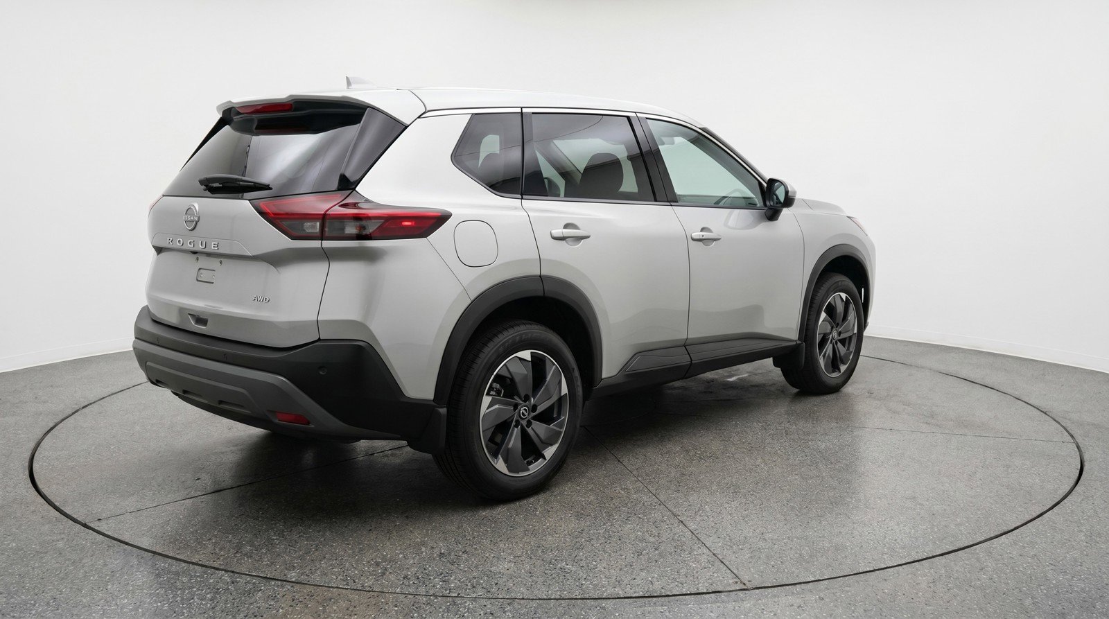Used 2025 Nissan Rogue SV FWD image 9