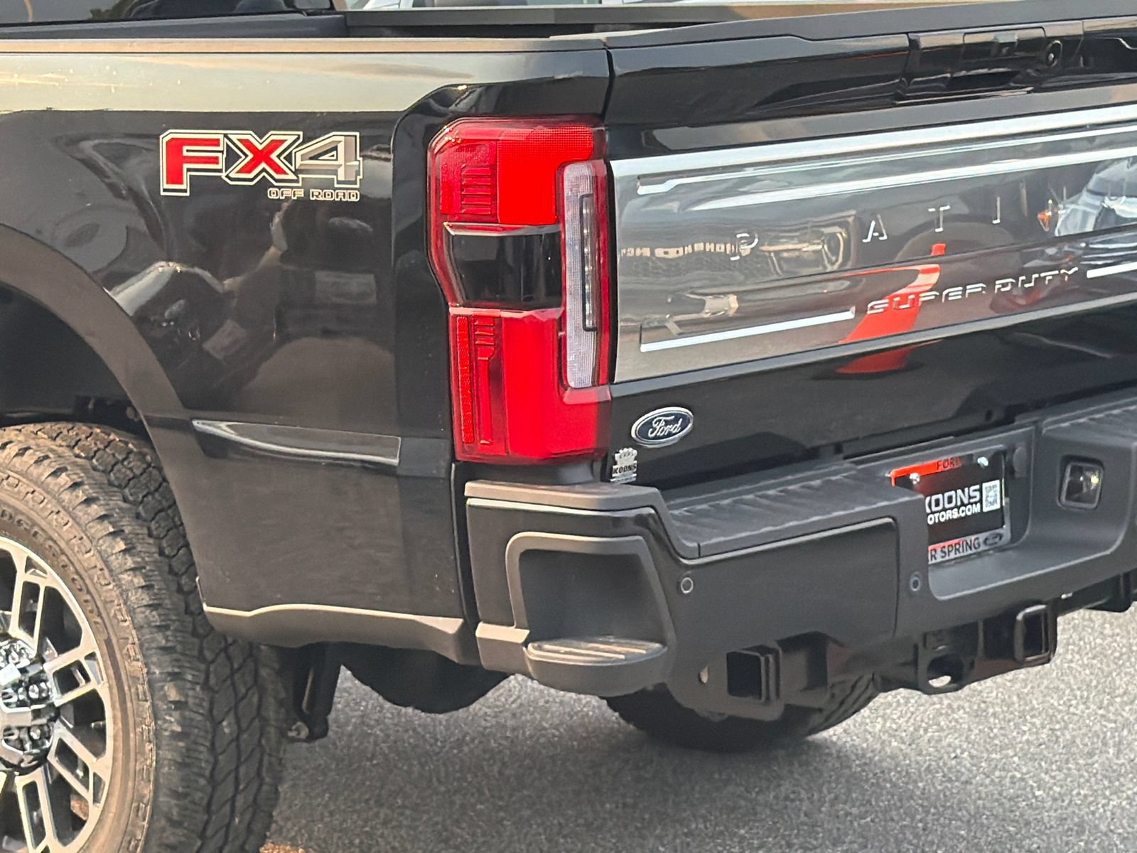 New 2026 Ford F250 Platinum w/ Platinum Plus Package AWD/4WD image 8