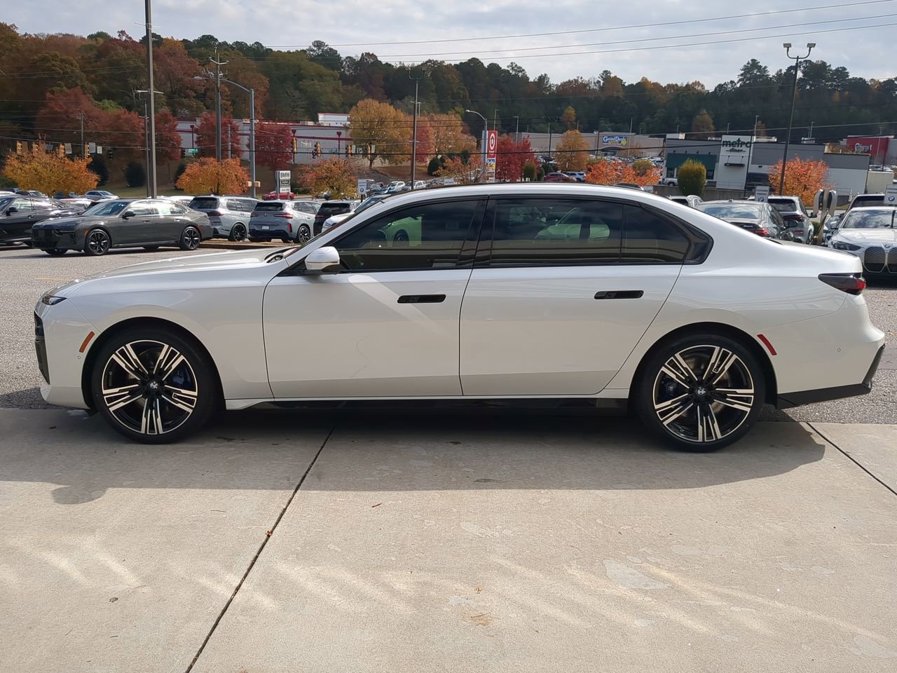 New 2025 BMW 740i w/ Executive Package RWD image 5
