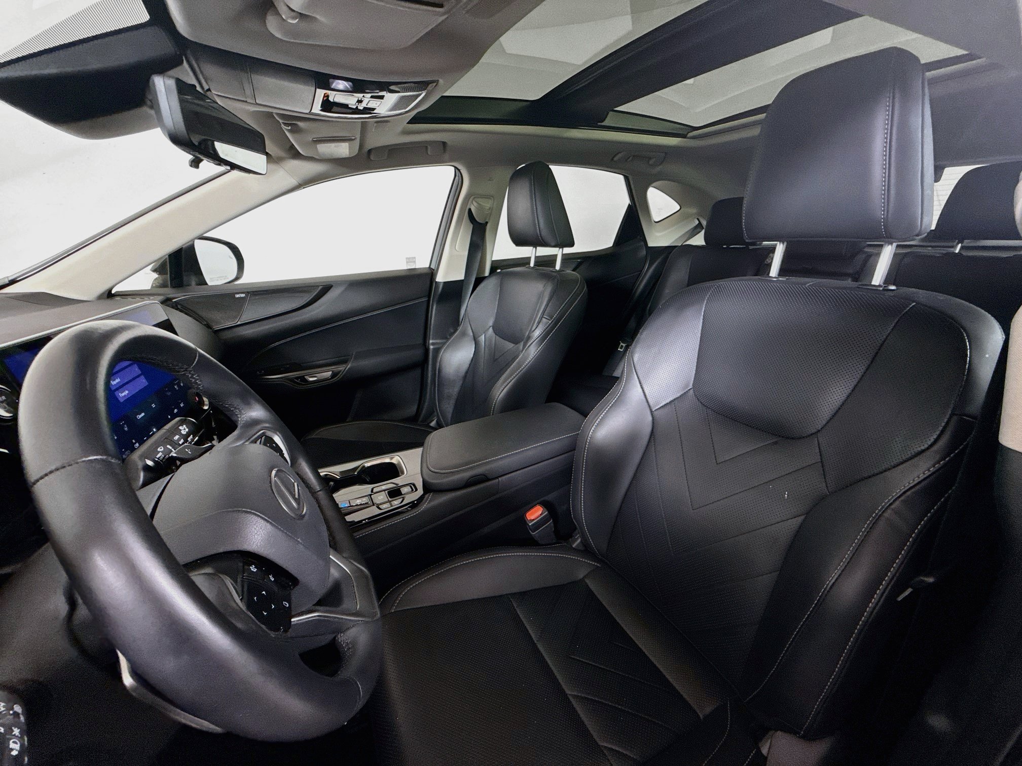 Used 2025 Lexus NX 350h AWD w/ Accessory Package (2T) image 11