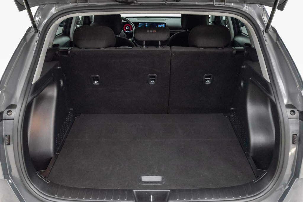 Used 2025 Hyundai Kona SEL FWD image 29