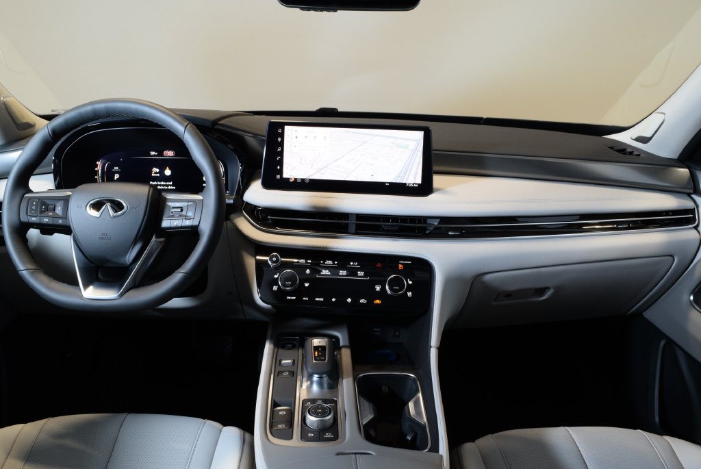 New 2027 INFINITI QX60 Luxe w/ Family Package AWD/4WD image 14