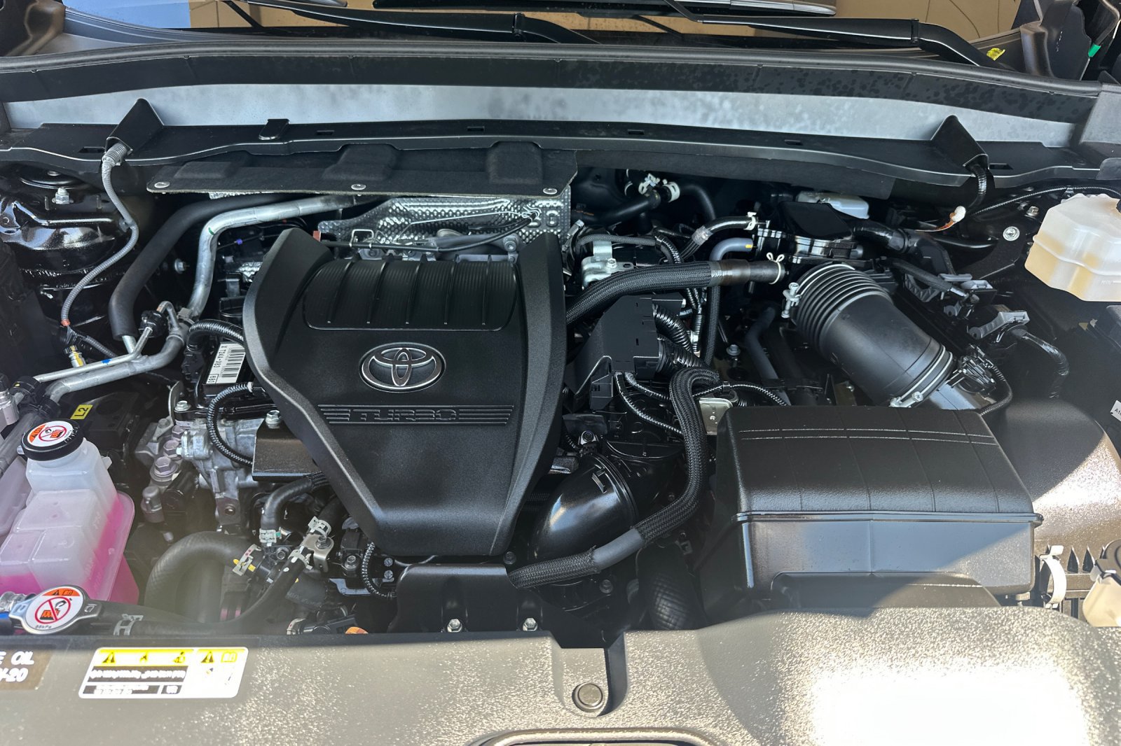 Certified 2025 Toyota Grand Highlander AWD Hybrid image 37