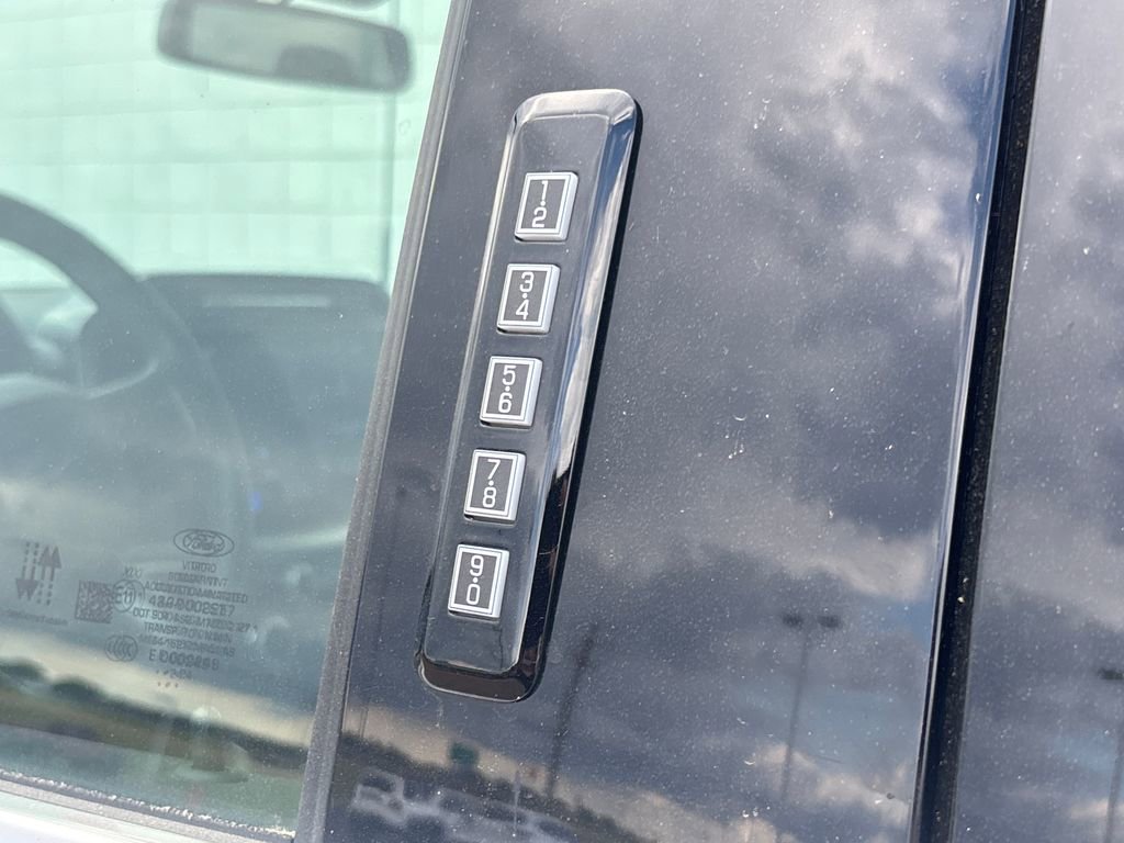 Used 2024 Ford F150 Lariat w/ FX4 Off-Road Package AWD/4WD image 33