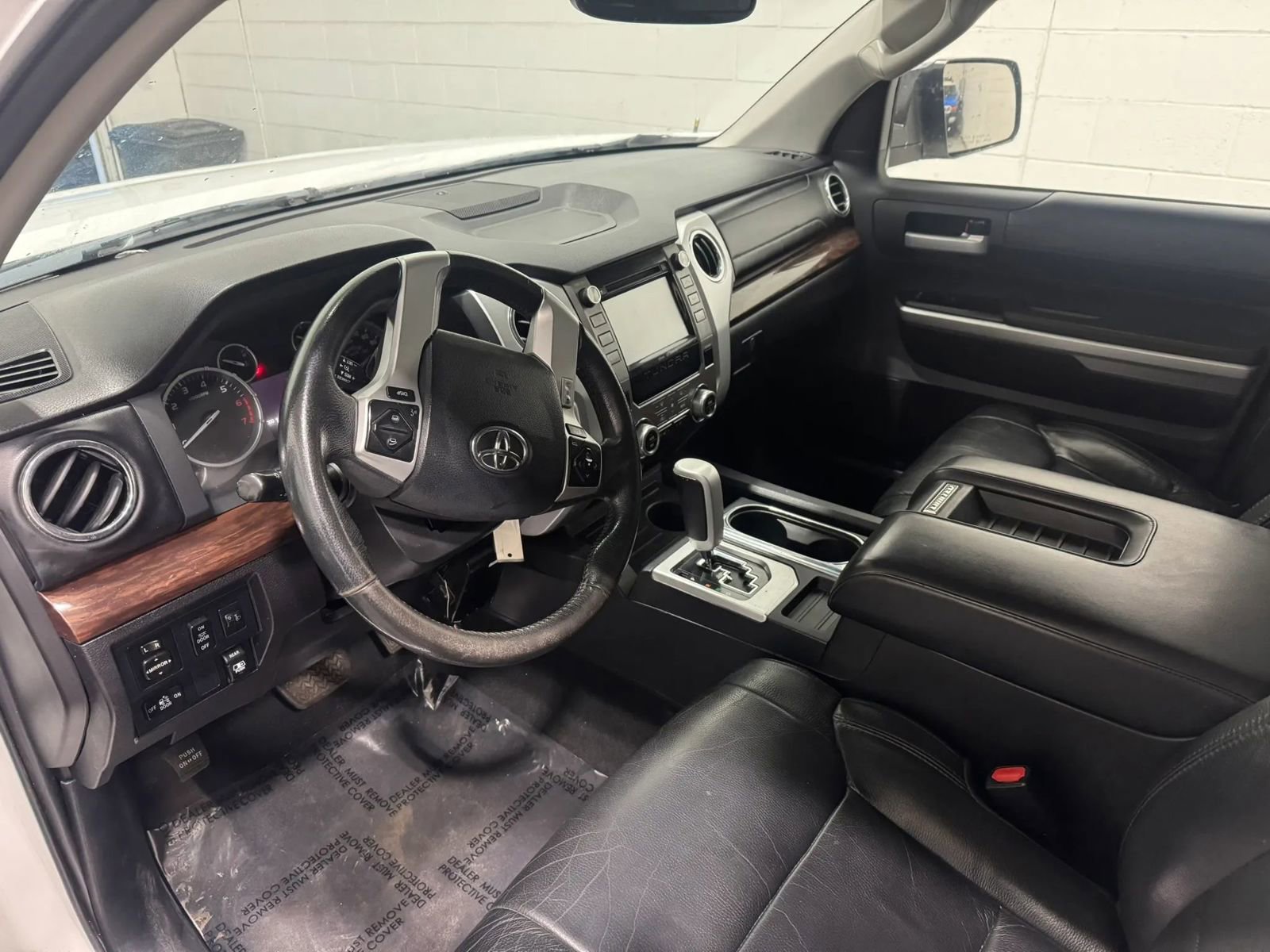 Used 2015 Toyota Tundra Limited w/ Limited Premium Package AWD/4WD image 23