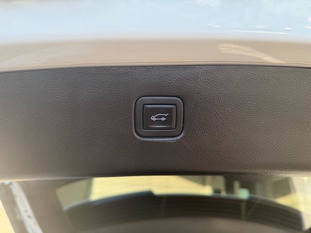 Used 2023 Chevrolet Blazer LT w/ Convenience Package AWD/4WD image 13