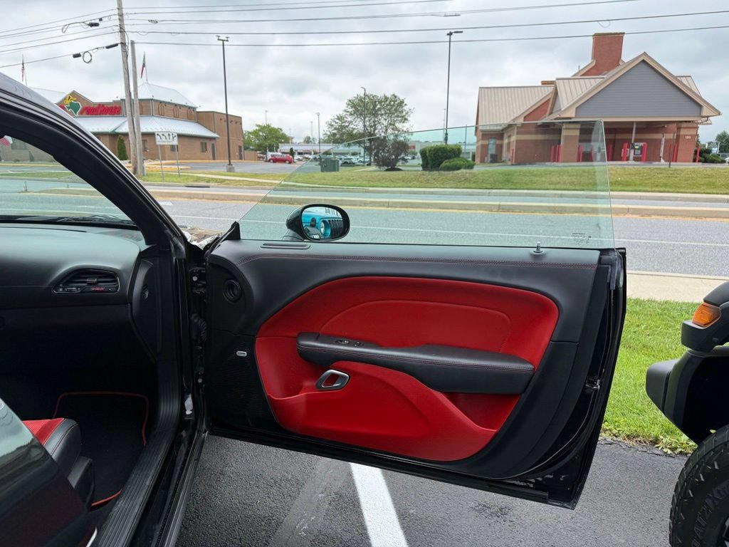 Used 2020 Dodge Challenger R/T Scat Pack w/ Plus Package RWD image 9