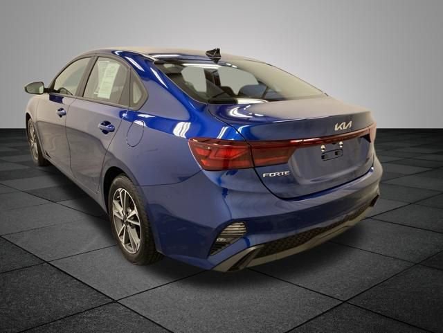Used 2023 Kia Forte LXS w/ LXS Technology Package FWD image 4