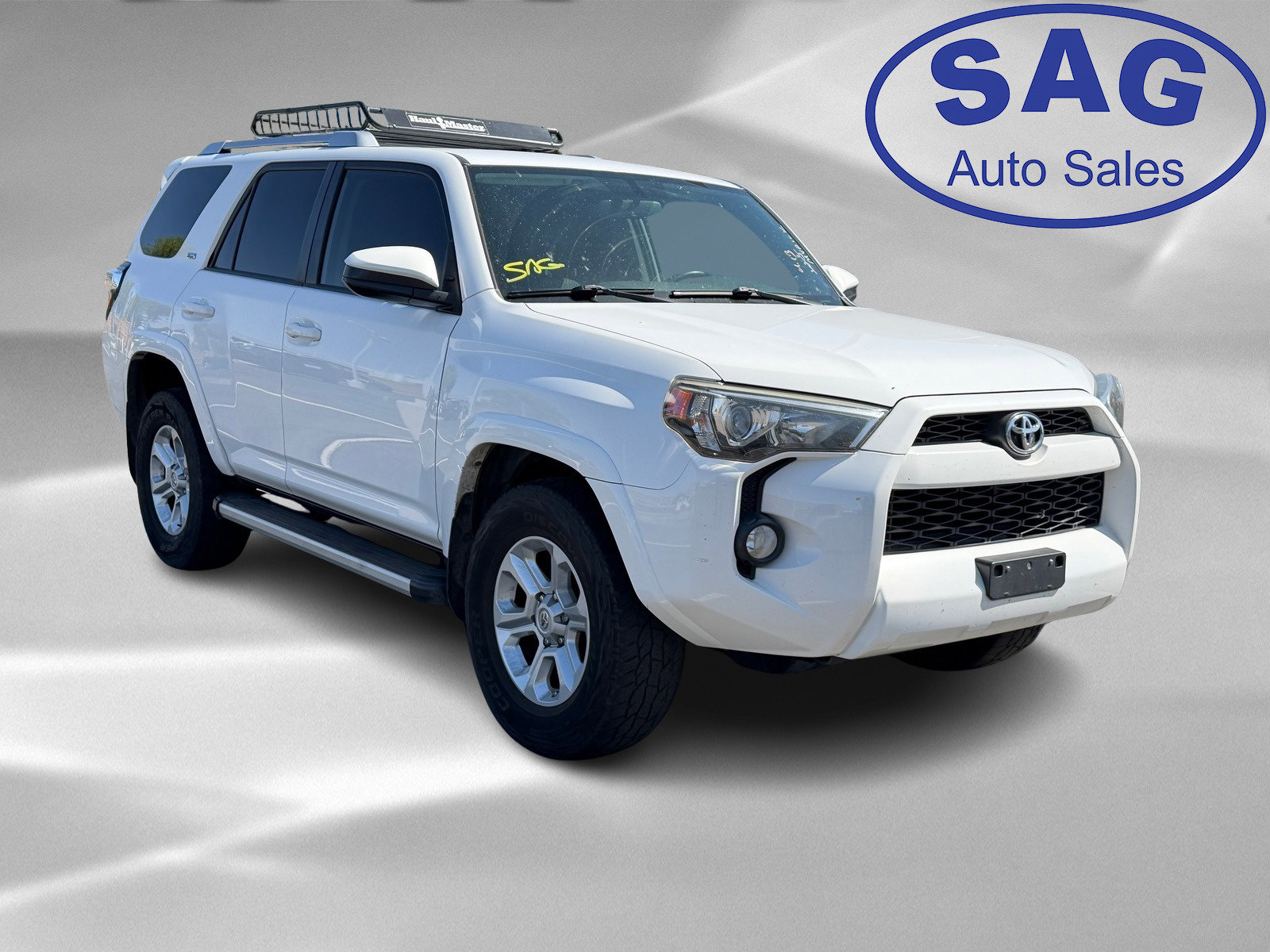 Used 2017 Toyota 4Runner SR5 w/ Preferred Accessory Package image 2