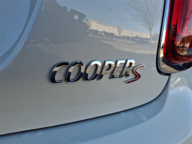 Certified 2023 MINI Cooper S w/ Signature Upholstery Package image 30
