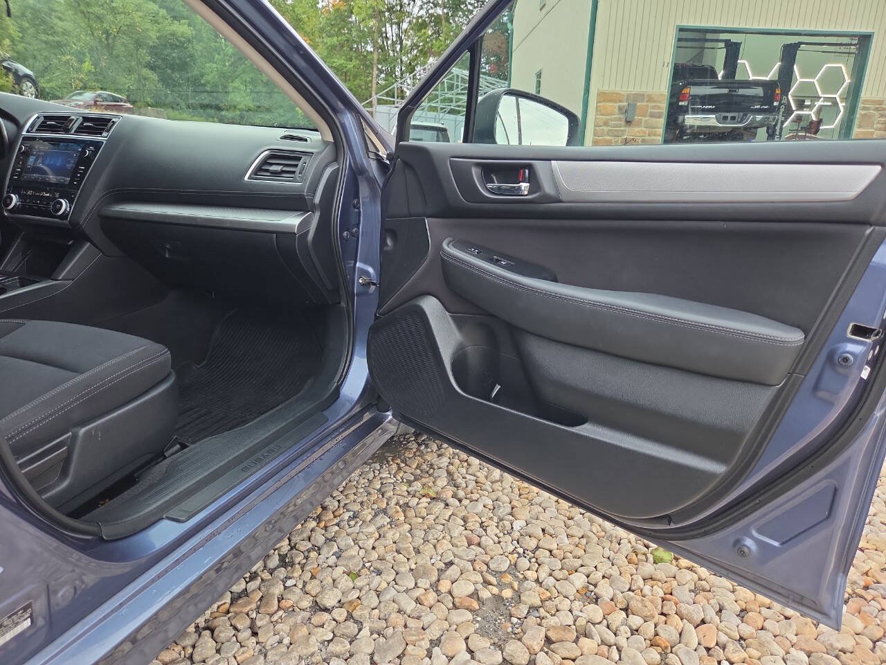 Used 2018 Subaru Legacy 2.5i Premium AWD/4WD image 26