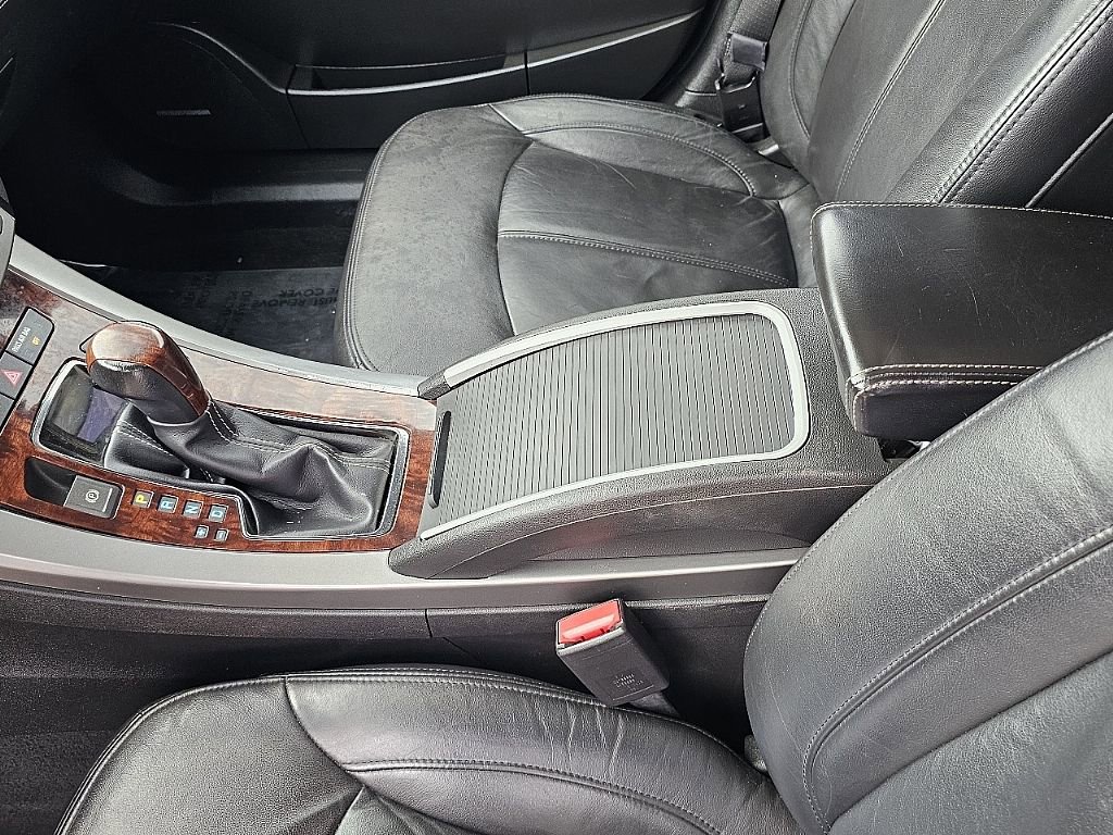 Used 2013 Buick LaCrosse Leather w/ Entertainment Package image 31